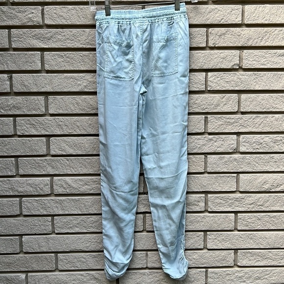 Thread and Supply Lightweight Tencel Chambray Joggers XXS - Picture 9 of 11
